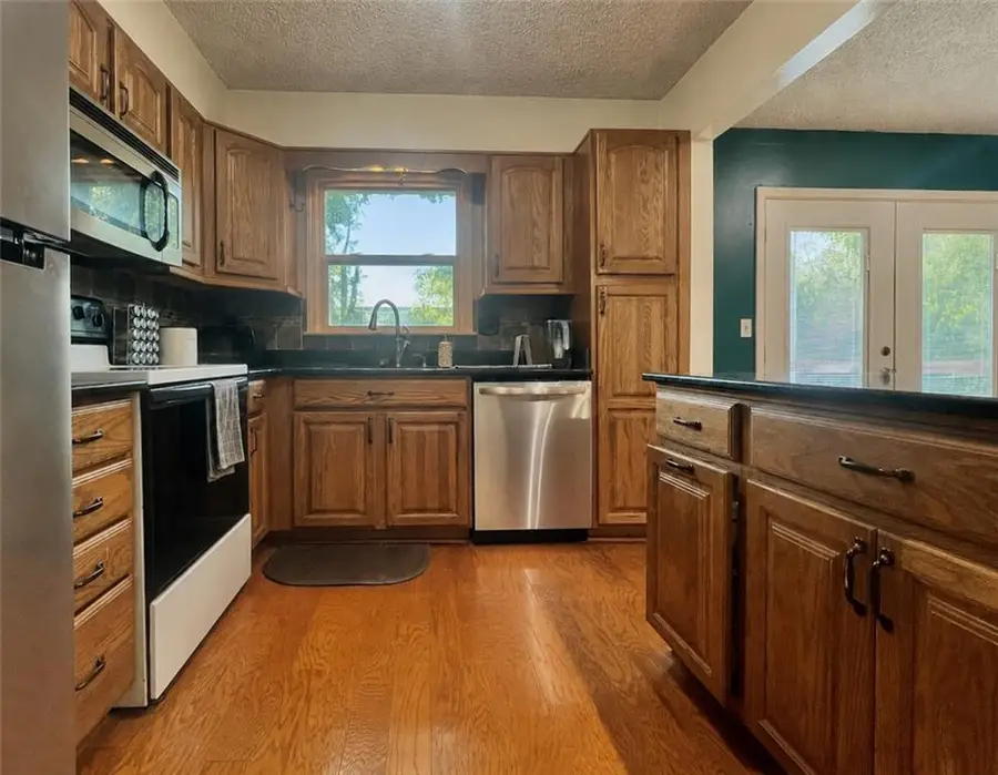 1112 Randall Road, Lawrence, KS 66049 - #2