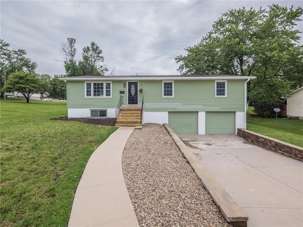 413 W South Avenue, Maryville, MO 64468 - #1