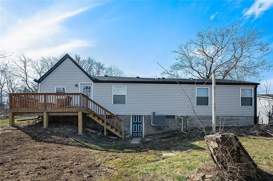 5227 N Merrimac Avenue, Kansas City, MO 64151 - #3