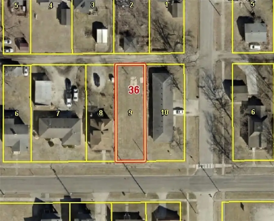 409 Polk Street, Chillicothe, MO 64601 - #2
