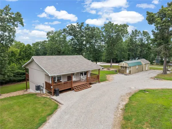 23719 Singing Bird Lane, Warsaw, MO 65355