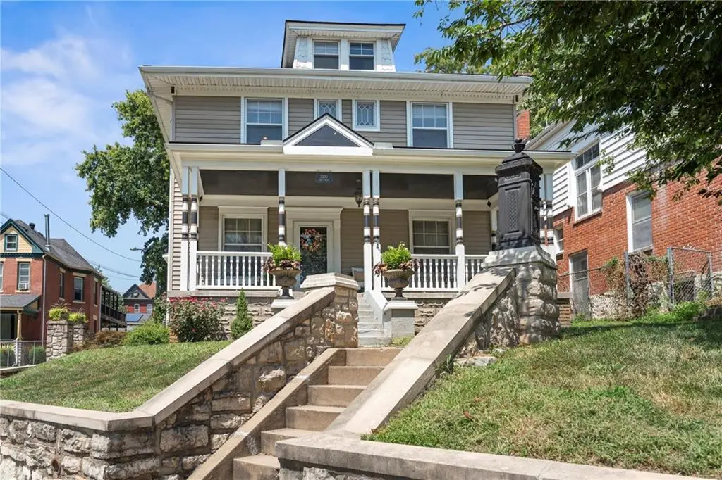 3300 E 10th Street, Kansas City, MO 64127 - #1