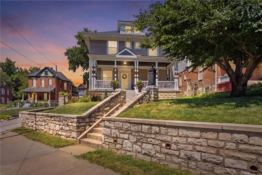 3300 E 10th Street, Kansas City, MO 64127 - #2