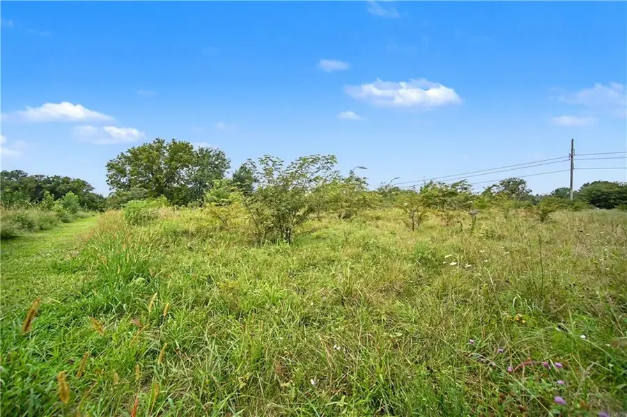 20136 Antioch Road, Bucyrus, KS 66013 - #2
