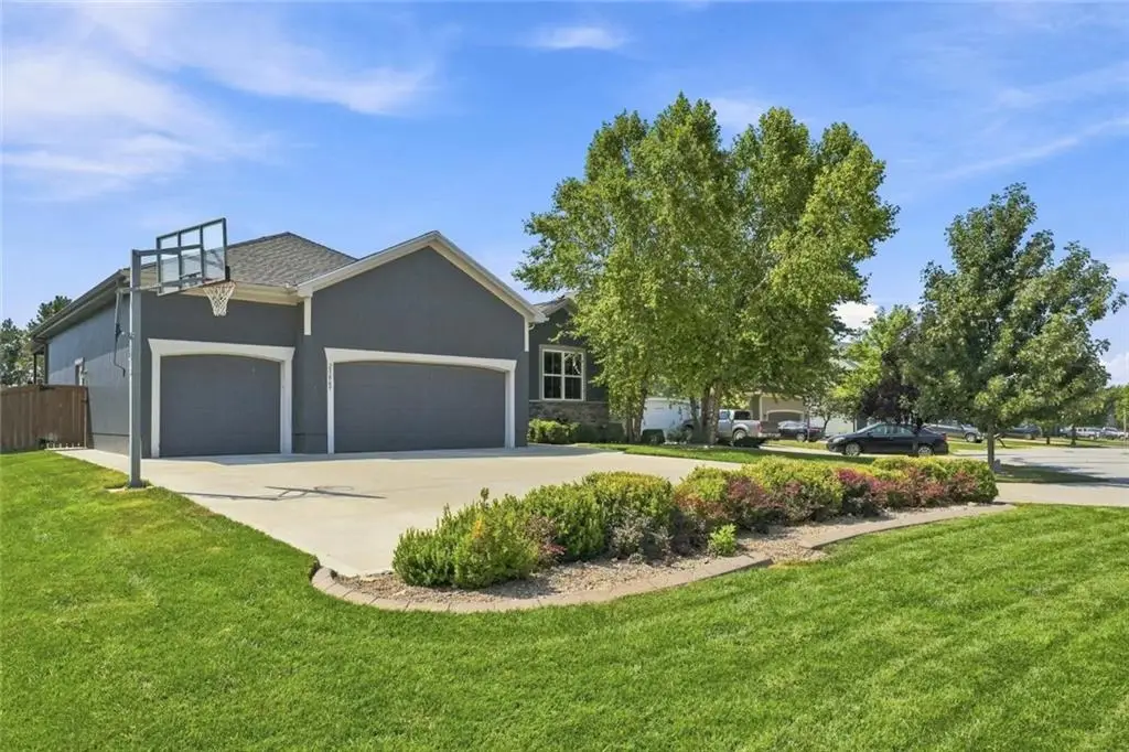 25069 W 150th Terrace, Olathe, KS 66061 - #1