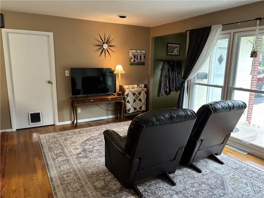 714 W Thompson Street, Maryville, MO 64468 - #3