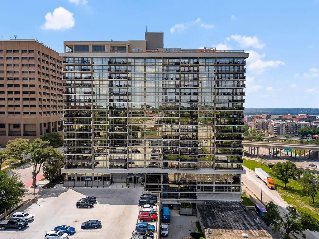 600 E Admiral Boulevard #1604, Kansas City, MO 64106 - #1