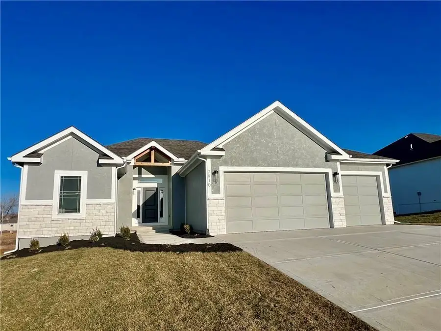 528 Skyview Lane, Liberty, MO 64068 - #2