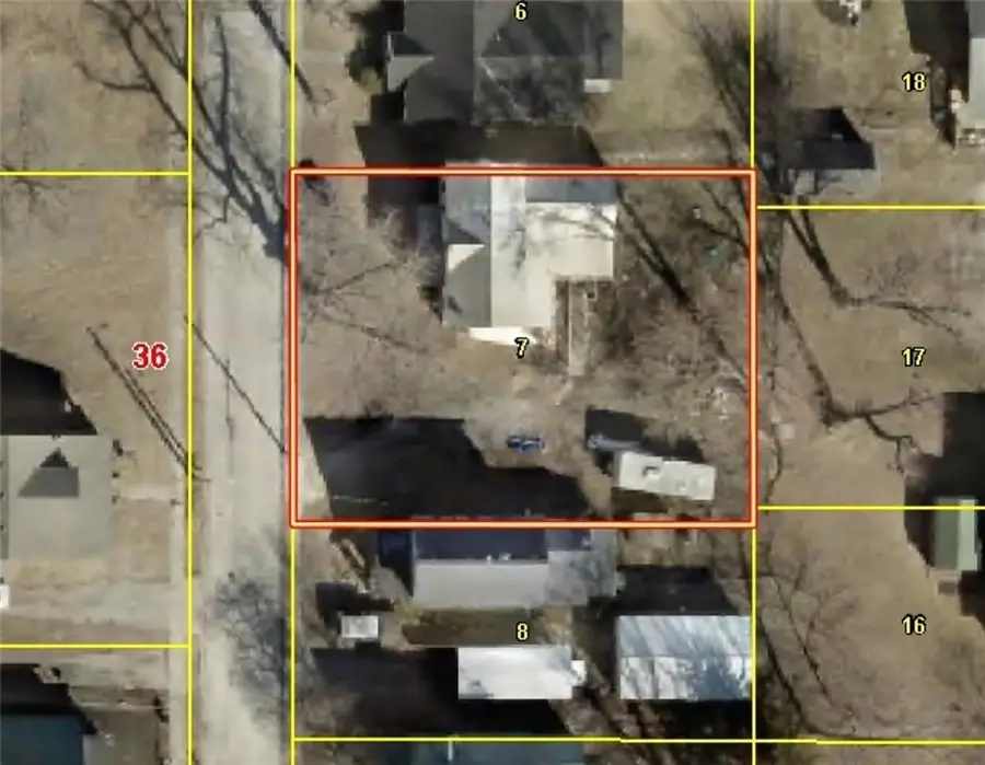 903 Woodward Street, Chillicothe, MO 64601 - #2