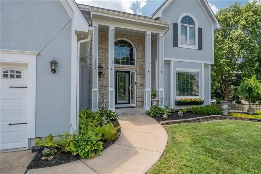 2525 SE Nottingham Drive, Lees Summit, MO 64063 - #2