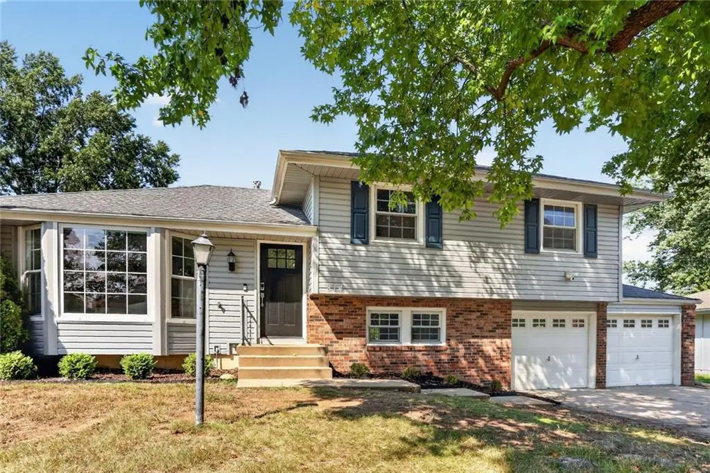 814 NE Mulberry Street, Lees Summit, MO 64086 - #1