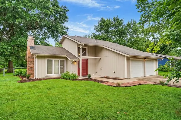 2009 Atchison Avenue, Lawrence, KS 66047