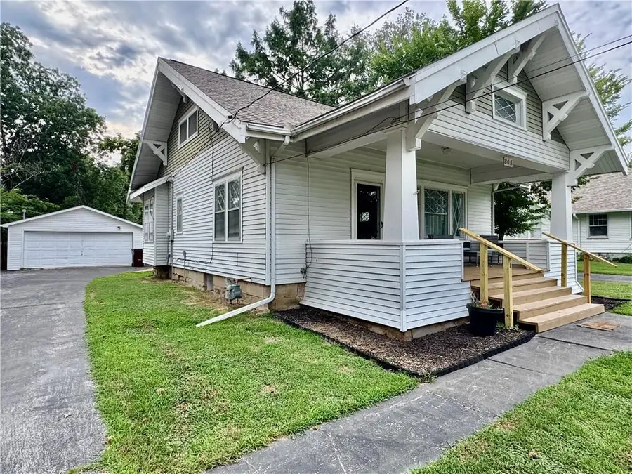 805 S 2nd Street, Clinton, MO 64735 - #2