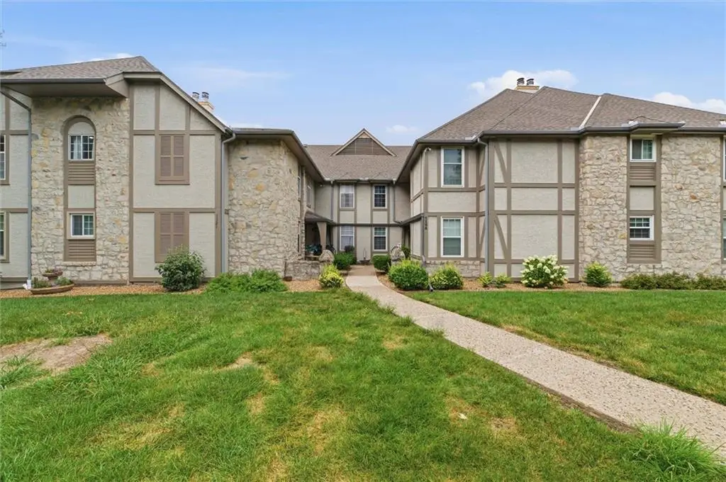 1121 NW 12th Street #C, Blue Springs, MO 64015 - #1
