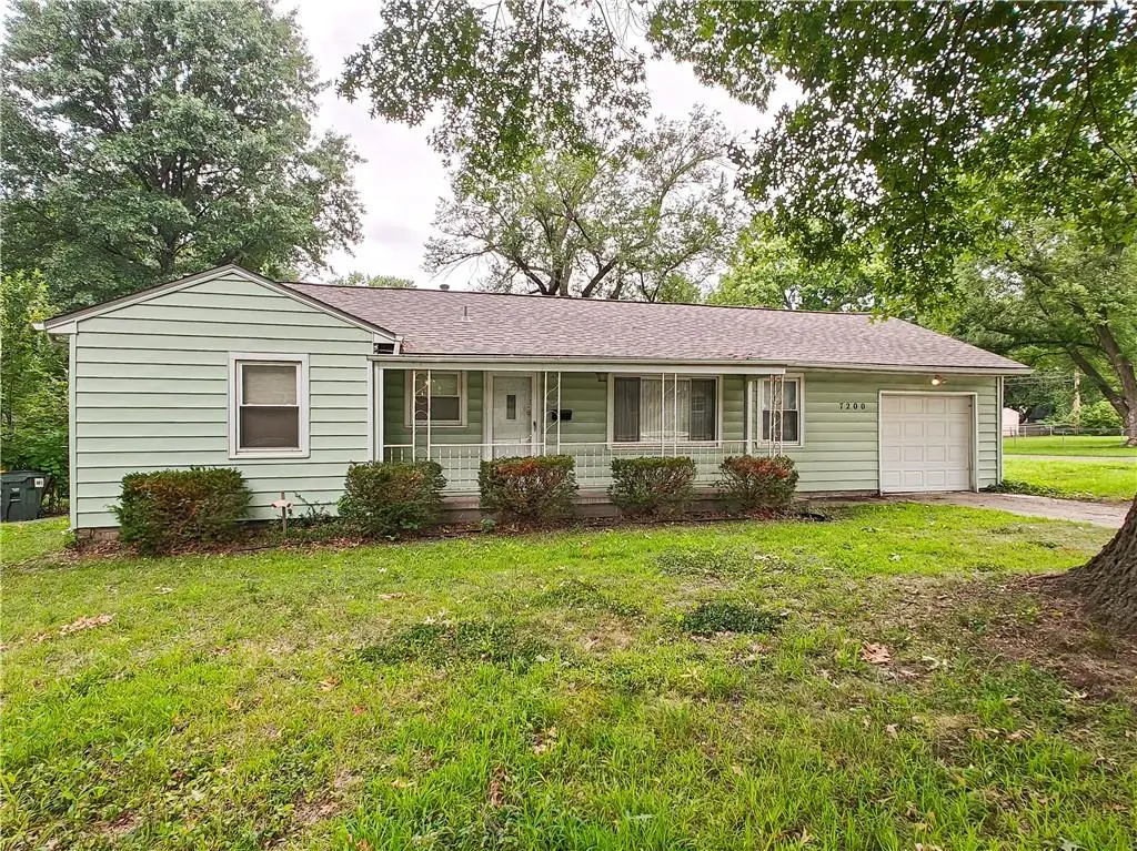 7200 Nall Avenue, Prairie Village, KS 66208 - #1