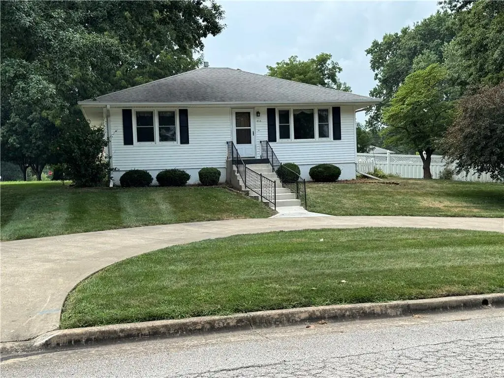 1210 Lipper Avenue, Higginsville, MO 64037 - #1