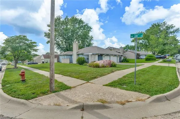 3565 SW Cambridge Avenue, Topeka, KS 66614