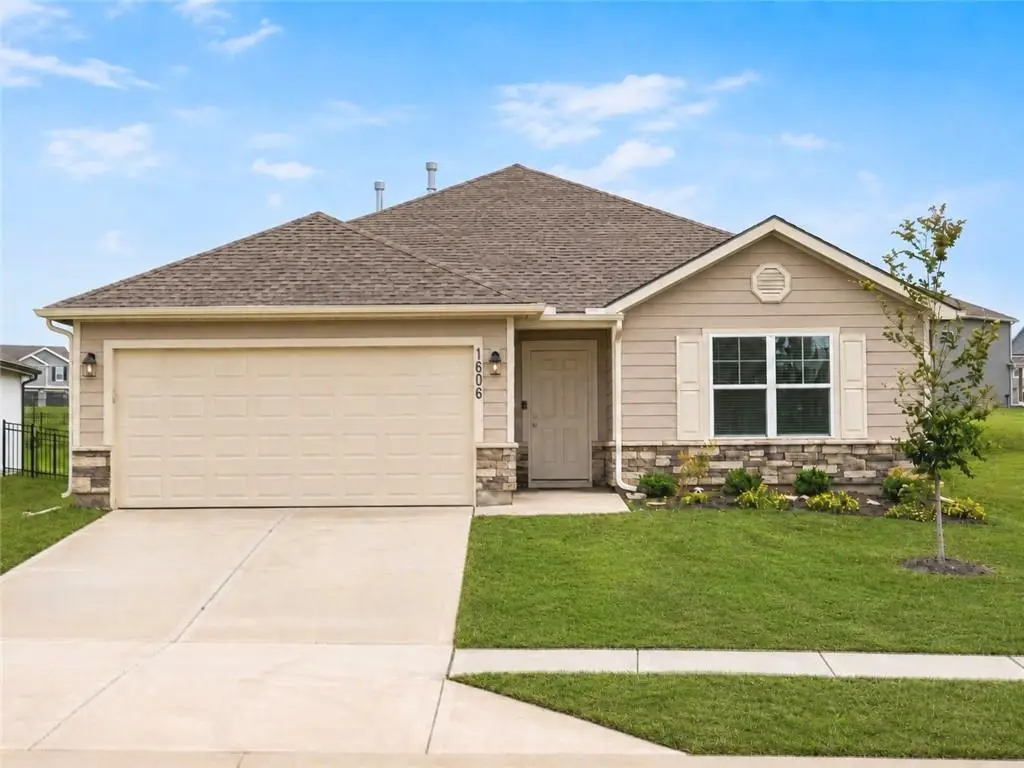 1606 Maci Drive, Belton, MO 64012 - #1