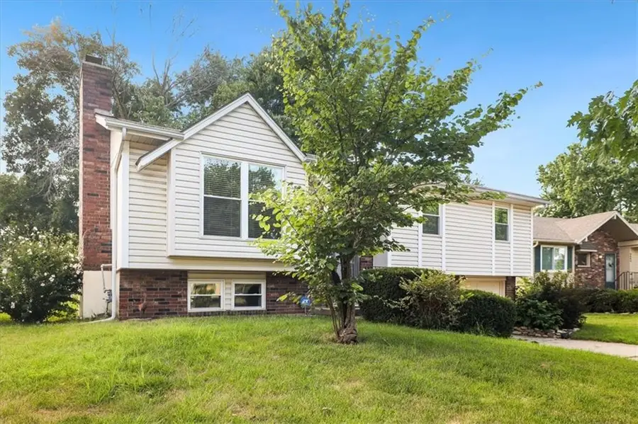 3008 S Bryn Mawr Drive, Independence, MO 64057 - #3