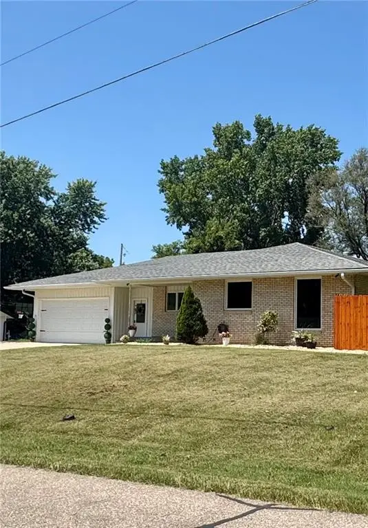 506 Atchison Street, Oskaloosa, KS 66066 - #2