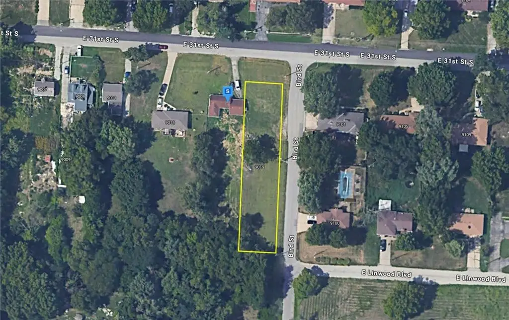 9021 E 31st Street, Independence, MO 64052 - #1