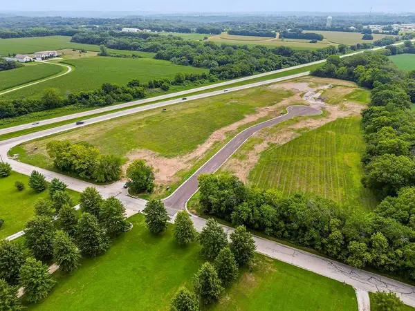818 Kidwell Court, Lone Jack, MO 64070