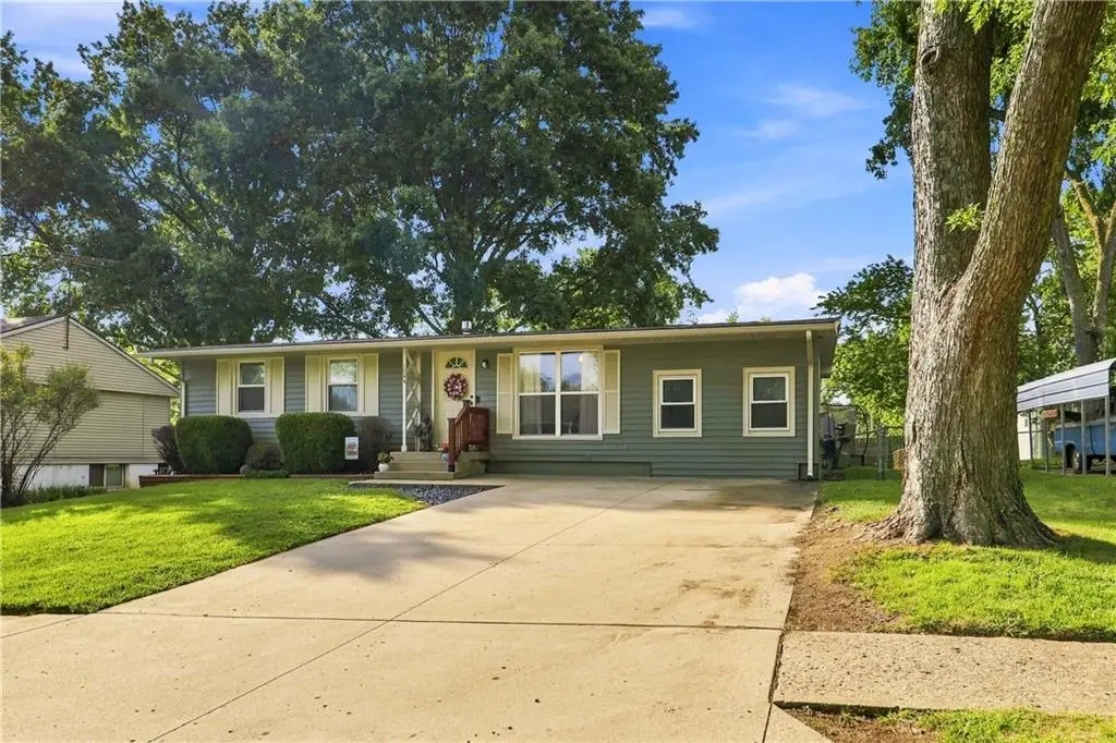 1044 Highland Drive, Liberty, MO 64068 - #1