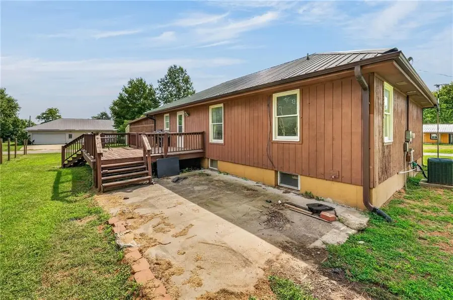 305 E Elm Street, Polo, MO 64671 - #2
