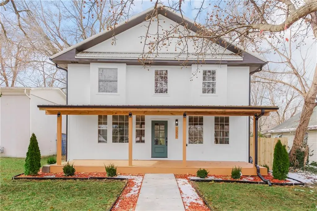 1327 New Jersey Street, Lawrence, KS 66044 - #1
