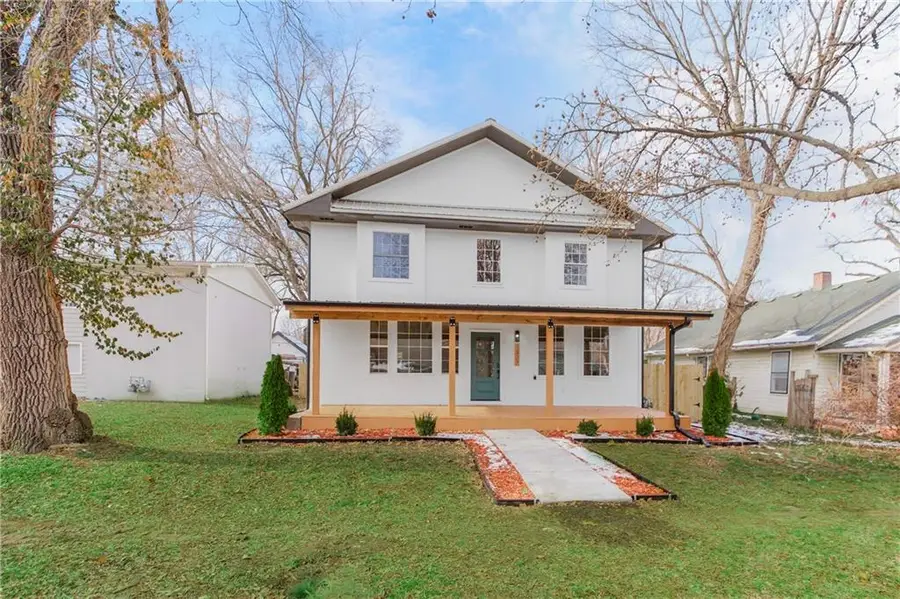 1327 New Jersey Street, Lawrence, KS 66044 - #2