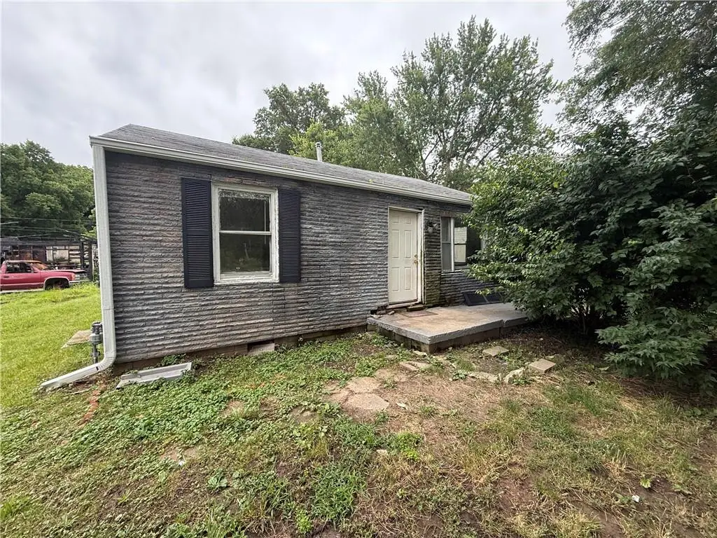 5521 Hardesty Avenue, Kansas City, MO 64130 - #1