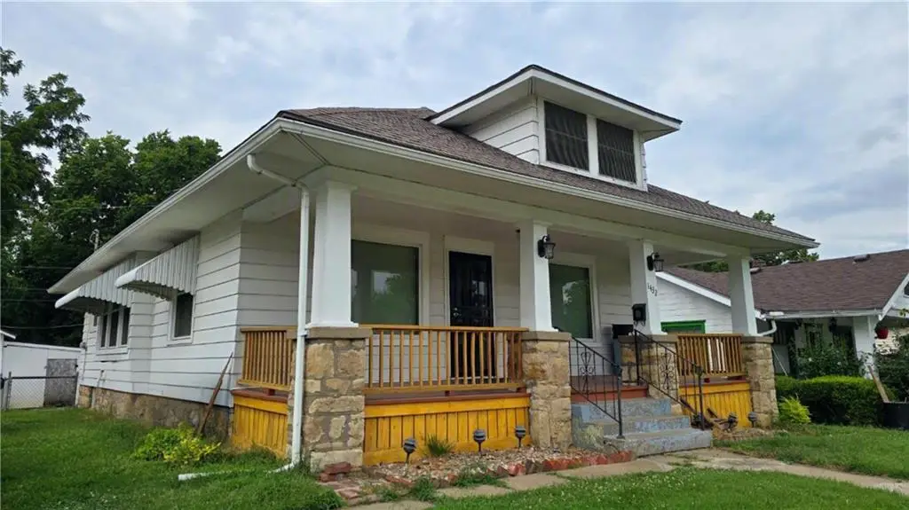 1432 S 38th Street, Kansas City, KS 66106 - #1