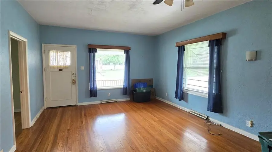 1432 S 38th Street, Kansas City, KS 66106 - #3