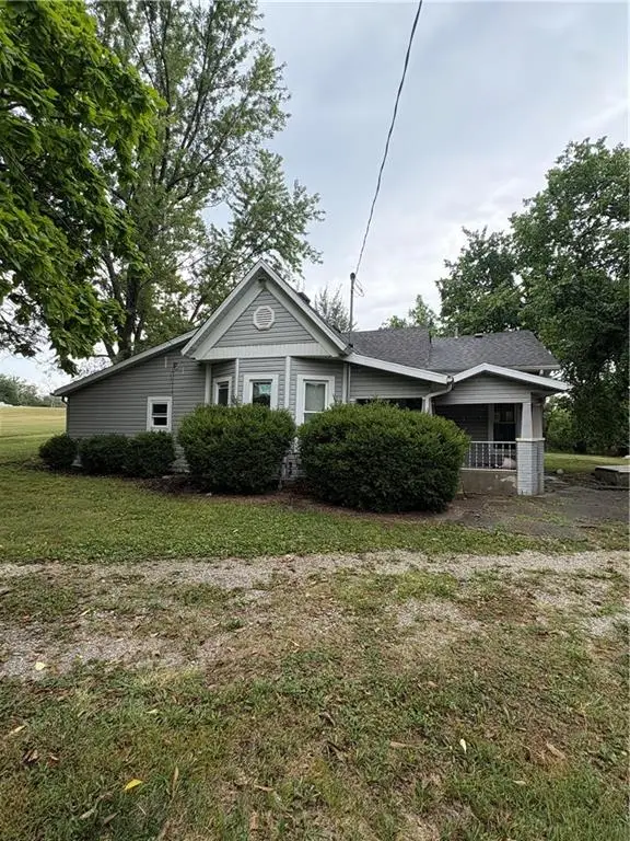1002 S Barbee Street, Fort Scott, KS 66701