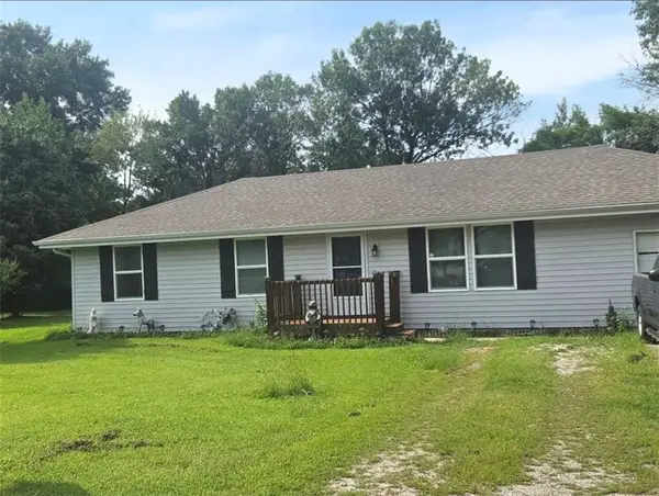 310 Renee Lane, Garden City, MO 64747