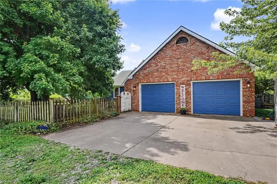 18329 Northwind Drive, Lawrence, KS 66044 - #2