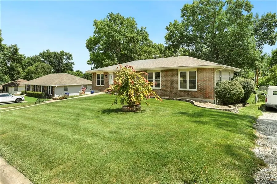 1425 Western Street, Leavenworth, KS 66048 - #3
