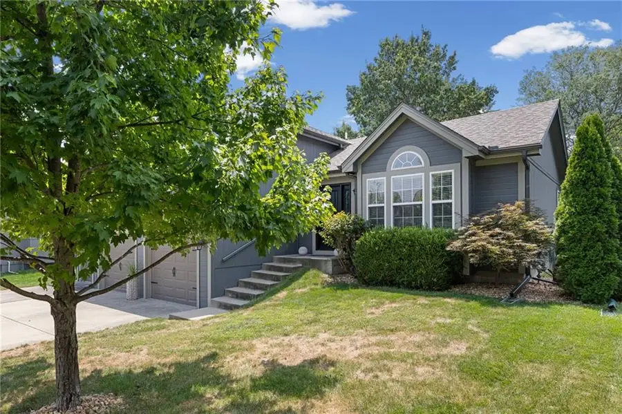 8005 NE 104th Terrace, Kansas City, MO 64157 - #2