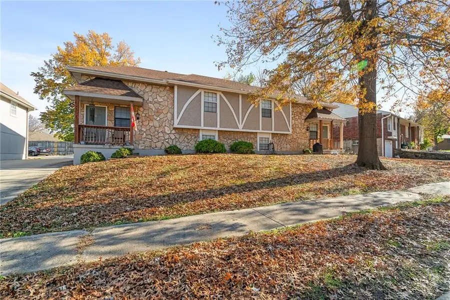 2825 & 2829 Tepee Avenue, Independence, MO 64057 - #2