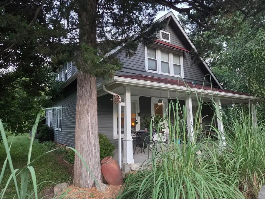 721 N Broadway Street, La Cygne, KS 66040 - #2