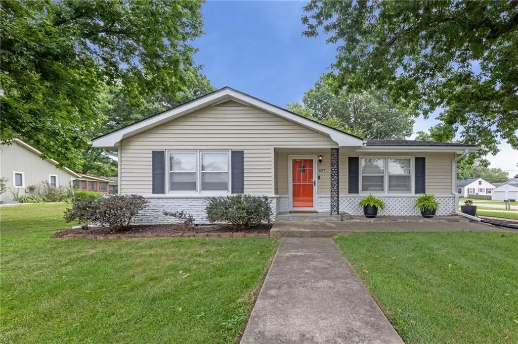 607 S Elm Street, Louisburg, KS 66053 - #1