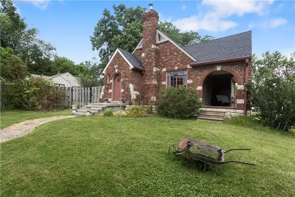 3200 Everett Avenue, Kansas City, KS 66102