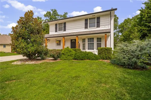 2416 W Post Oak Road, Olathe, KS 66061