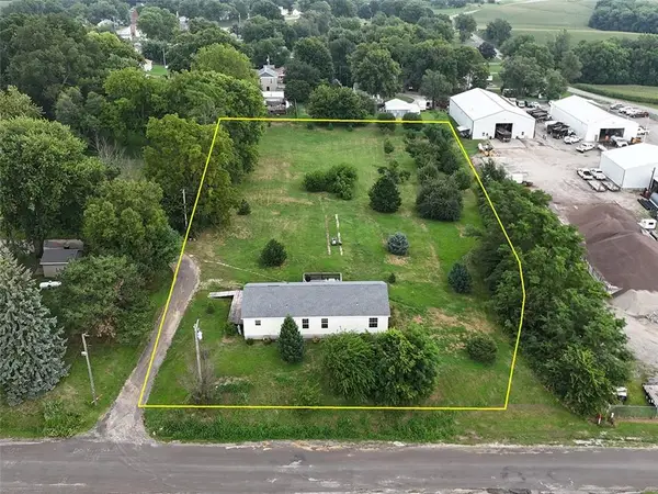 705 Main Street, De Kalb, MO 64440
