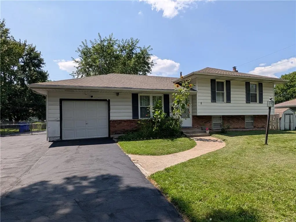 8 NW Noel Street, Lees Summit, MO 64063 - #1