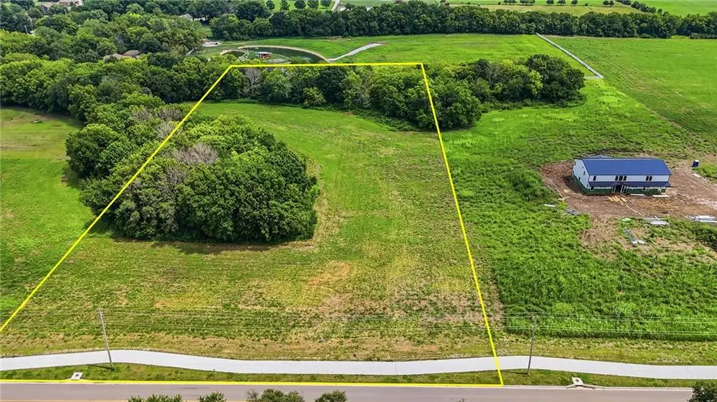 1007 N Ward Road, Raymore, MO 64083 - #1