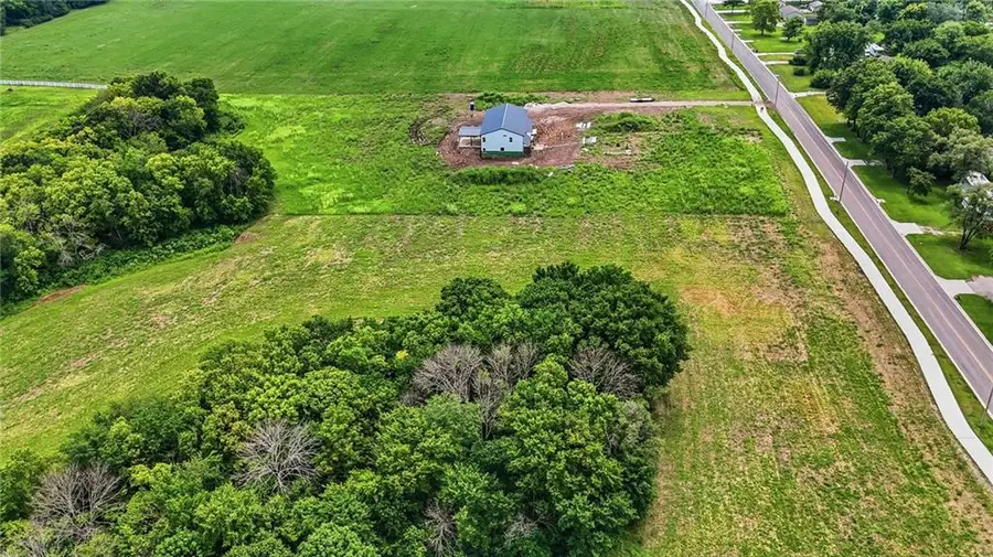 1007 N Ward Road, Raymore, MO 64083 - #3