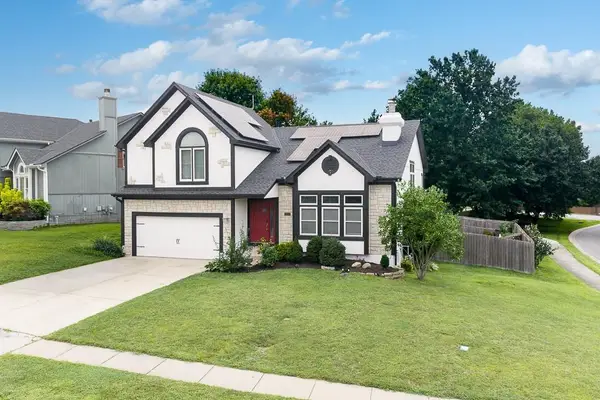 21206 W 55th Terrace, Shawnee, KS 66218