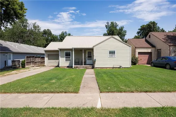 816 N 8th Street, Neodesha, KS 66757