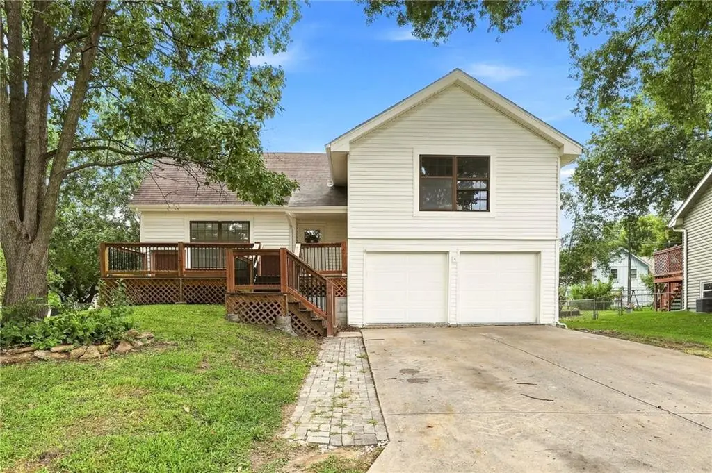 1517 Scarborough Street, Olathe, KS 66062 - #1